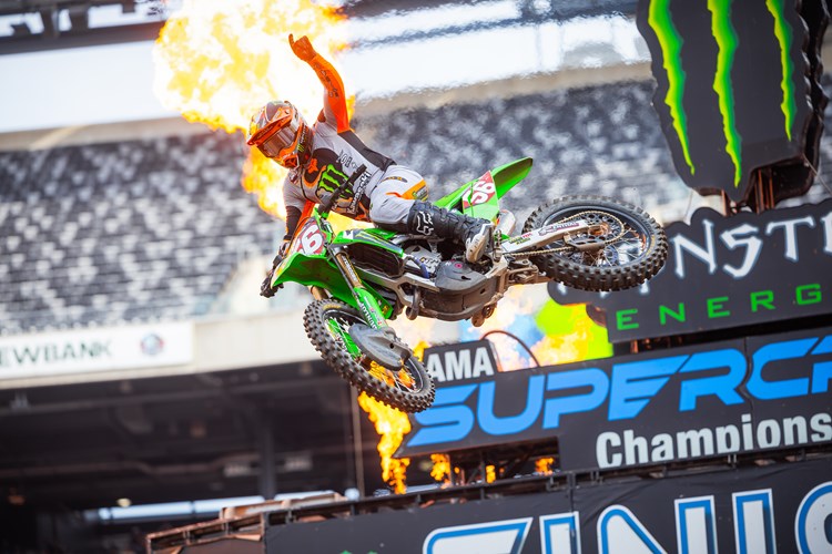 Hammaker Wins at East Rutherford